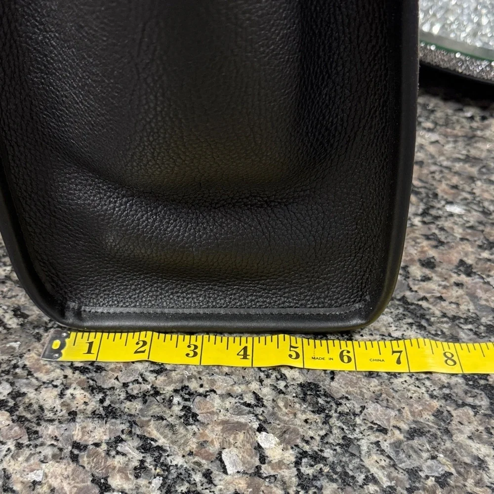 Kate Spade Ella Black pebbled leather Tote NEW